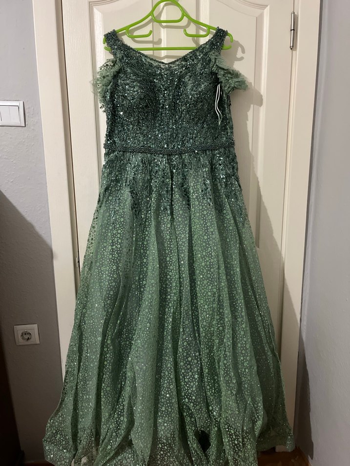 Boncuk İşlemeli Nişan Elbisesi - Görsel 2