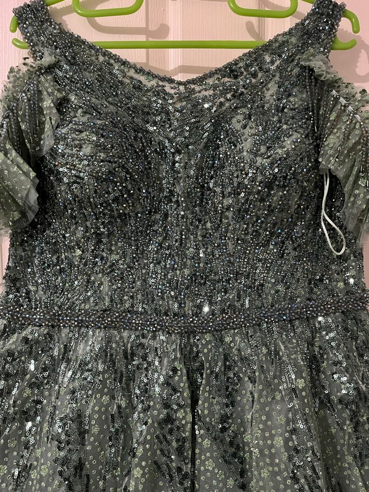 Boncuk İşlemeli Nişan Elbisesi - Görsel 3