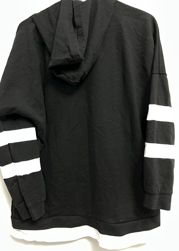 Siyah Beyaz Çizgili Sweatshirt - Görsel 3