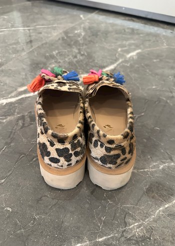 Kızlar için Leopar Desenli Püsküllü Süet Loafer - Görsel 2