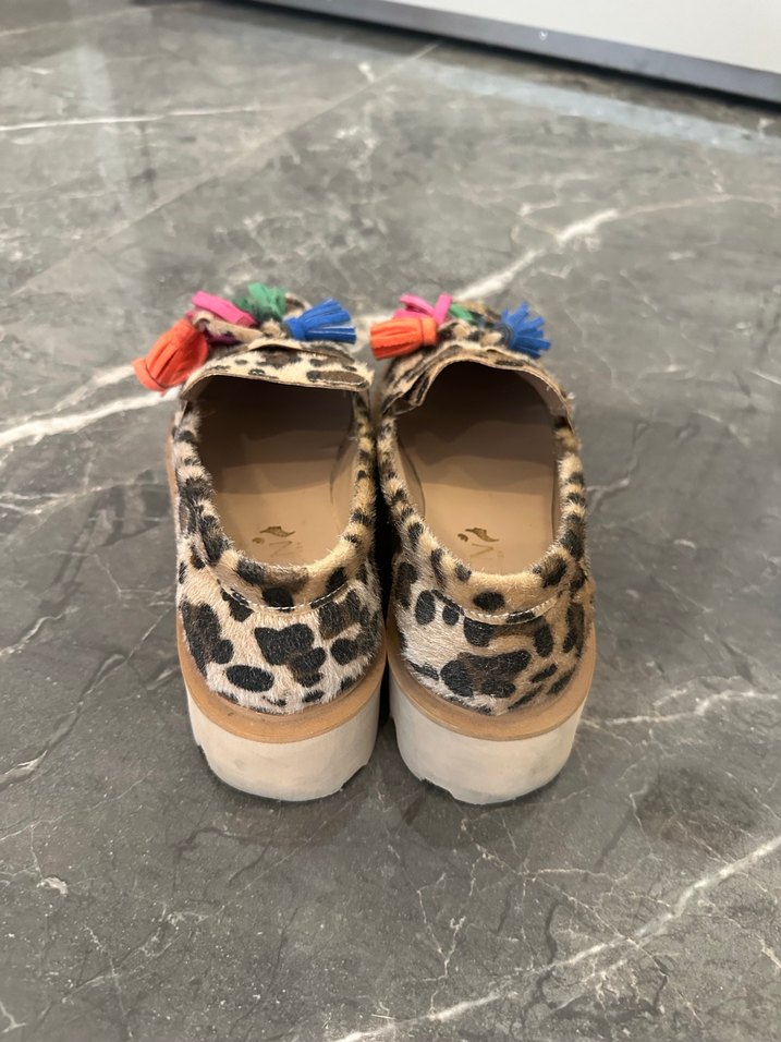 Kızlar için Leopar Desenli Püsküllü Süet Loafer - Görsel 2