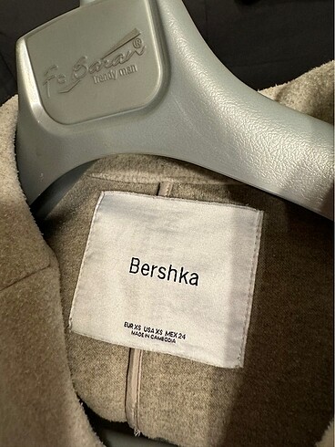 s Beden Bershka Kaban