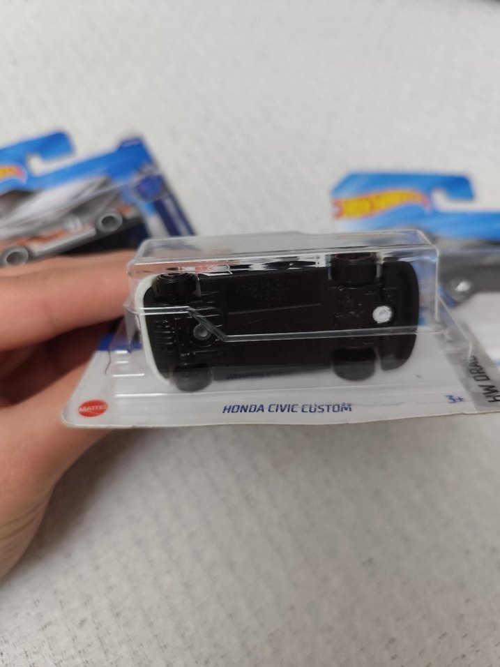 3 Adet Hot Wheels Gri Oyuncak Arabalar Seti - Görsel 4