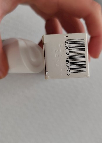 Avon Pur Blanca Kadın Parfümü 50 ml - Görsel 6