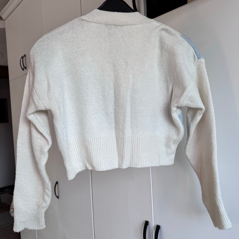 Milla V Yaka Desenli Triko Kazak - Görsel 2