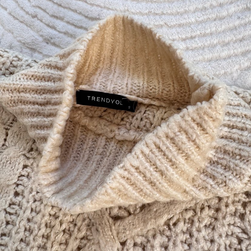 Milla dik yaka Örgü Kazak - Görsel 3