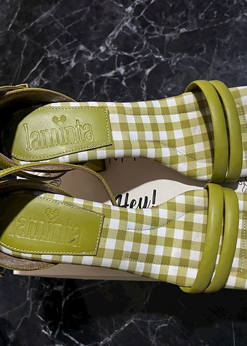 Yeşil Kareli Tokalı Blok Topuklu Kadın Sandalet - Görsel 2