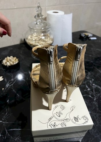 Bej Yılan Desenli Stiletto Topuklu Kadın Ayakkabı - Görsel 3