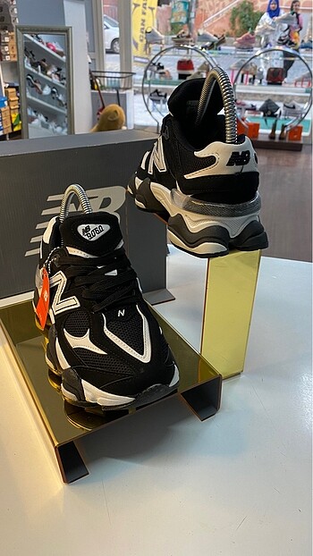 New Balance NEW BALANCE 9060