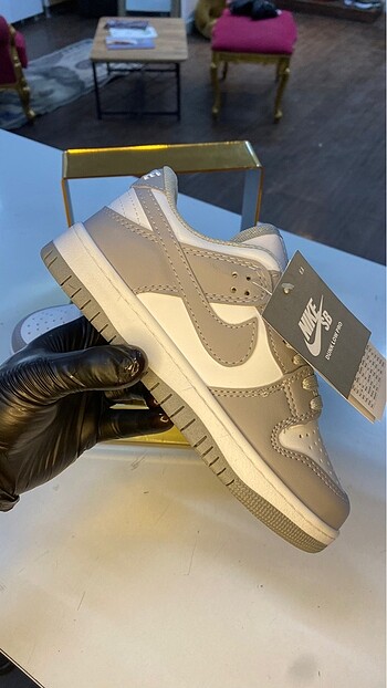 NİKE DUNK LOW PRO