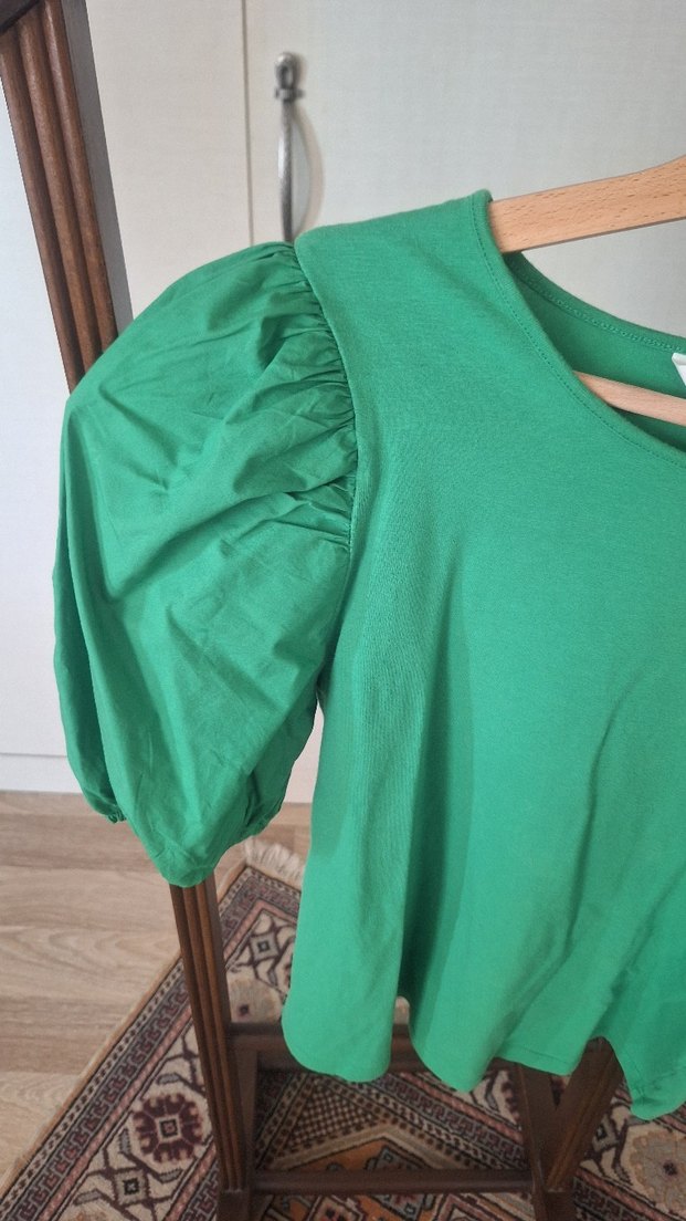 Yeşil Kısa  Balon Kollu  Bluz - Görsel 2