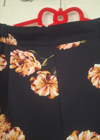 Çiçek Desenli Rahat Kesim Kadın Pantolon - Görsel 2