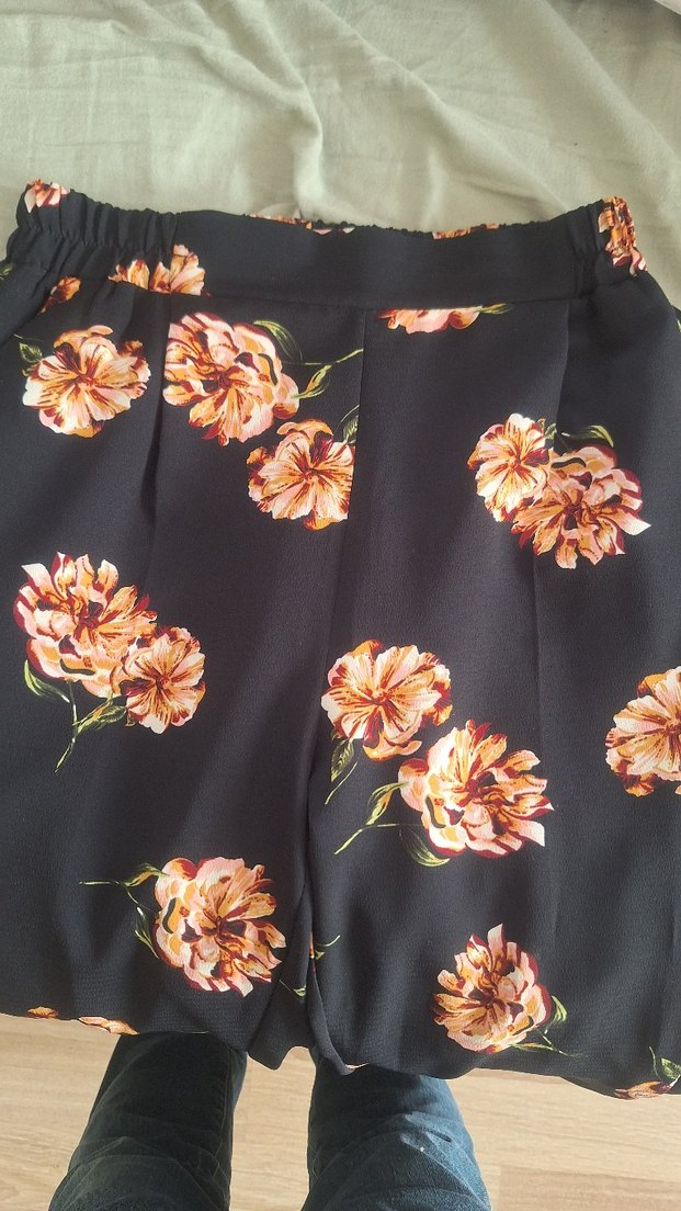 Çiçek Desenli Rahat Kesim Kadın Pantolon - Görsel 3