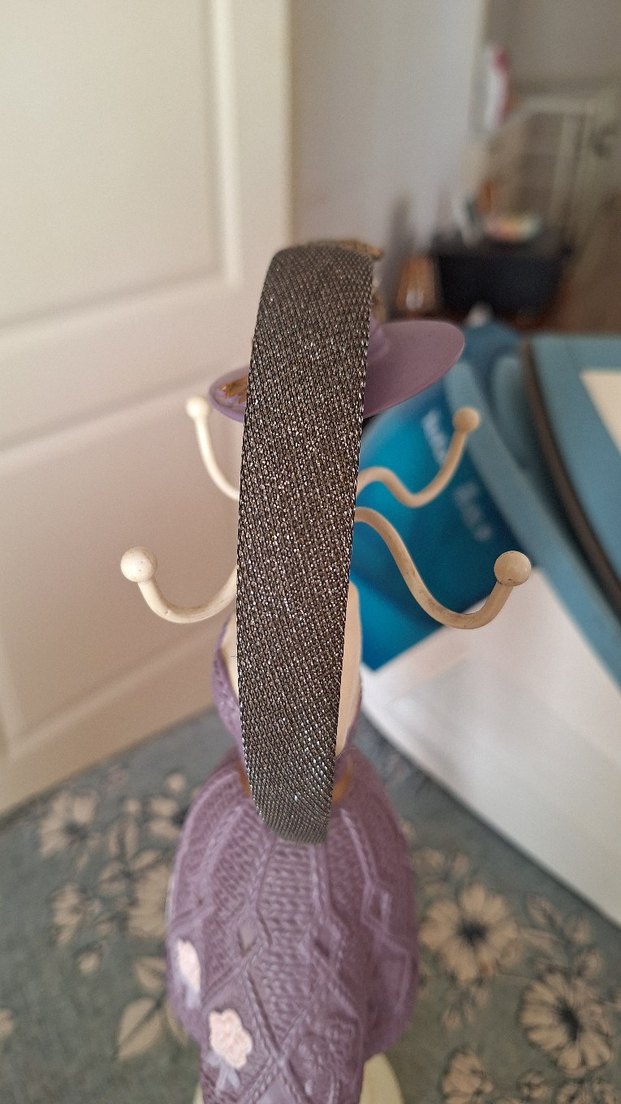 Zümrüt renkli taç - Görsel 2