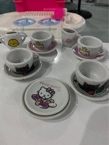  Mini oyuncak çay seti
