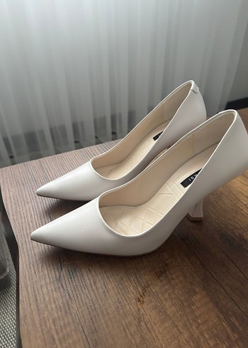 Kadın Beyaz Stiletto Topuklu Ayakkabı - Görsel 4