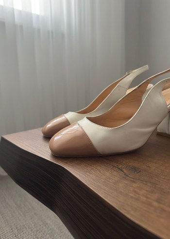 Bej Tokalı Kadın Klasik Topuklu Ayakkabı - Görsel 3