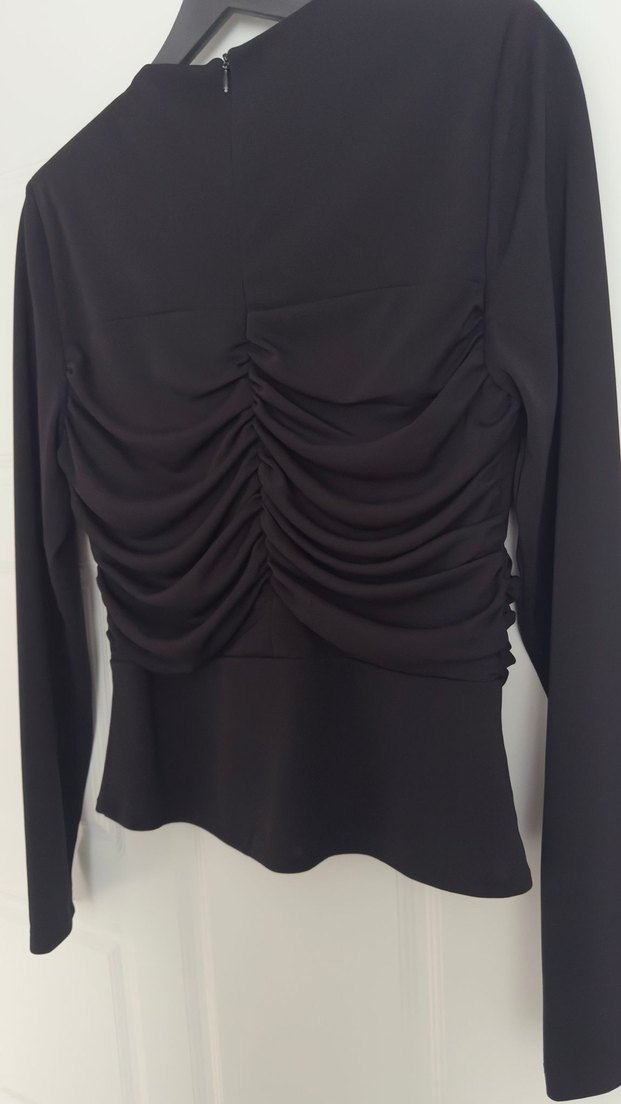 Manuka Kadın Siyah Pilili Uzun Kollu Bluz - Görsel 4