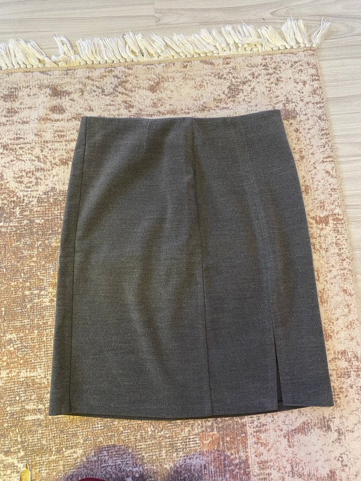 Gri Midi Piliseli Kadın Kalem Etek - Görsel 4