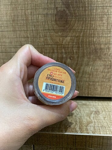  Beden Skınfood concealer