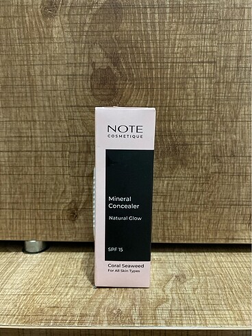 Note mineral concealer