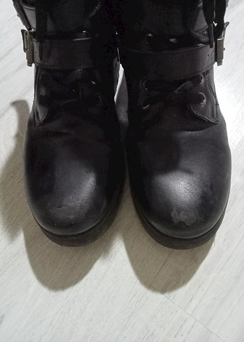 Diğer Siyah Deri Tokalı Yüksek Topuklu Punk Botlar