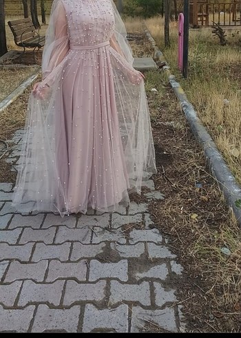 Diğer Pembe İşlemeli Uzun Abiye Elbise