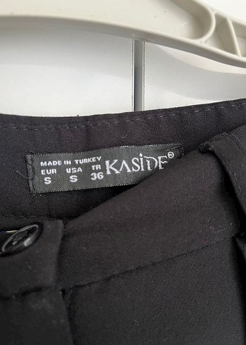 Diğer Kadın Siyah Kumaş Pantolon