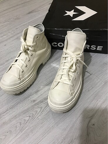 38 Beden ten rengi Renk Orijinal converse ekru