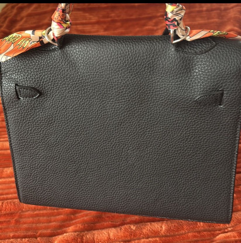 Hermès Paris Siyah Deri Kilitli Çanta - Görsel 2