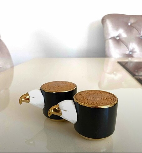 Karaca kartal kahve fincanı