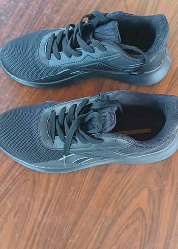 38 Beden siyah Renk Siyah Reebok