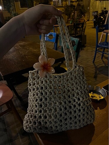 El örgüsü çanta