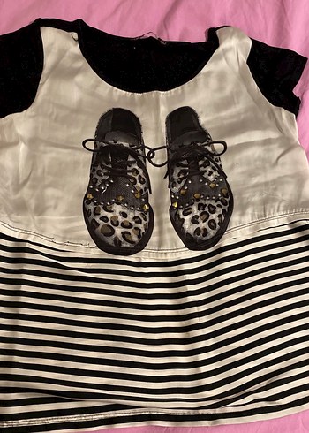 Beyaz Parlak Desenli tişört - Görsel 5