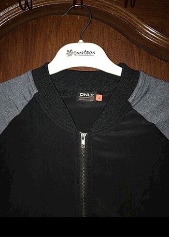 Only Gri Siyah Fermuarlı Kadın Spor Ceket - Görsel 2