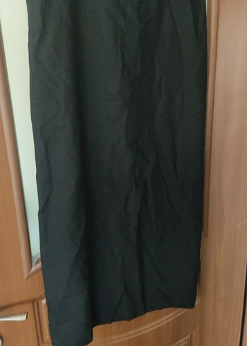 Kadın Siyah Uzun Saten Etek - Görsel 3