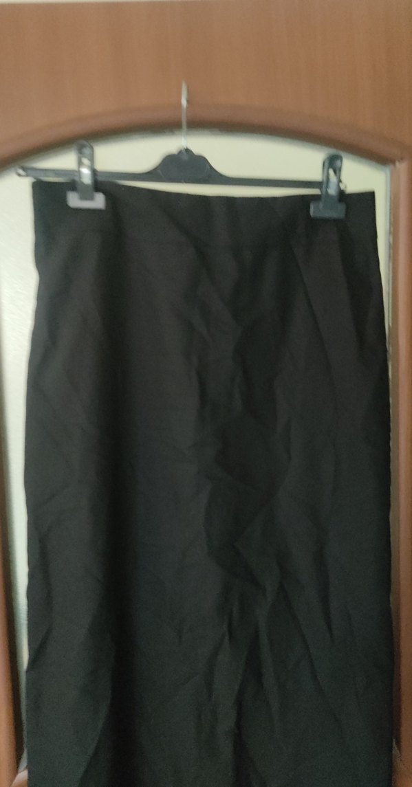 Kadın Siyah Uzun Saten Etek - Görsel 4