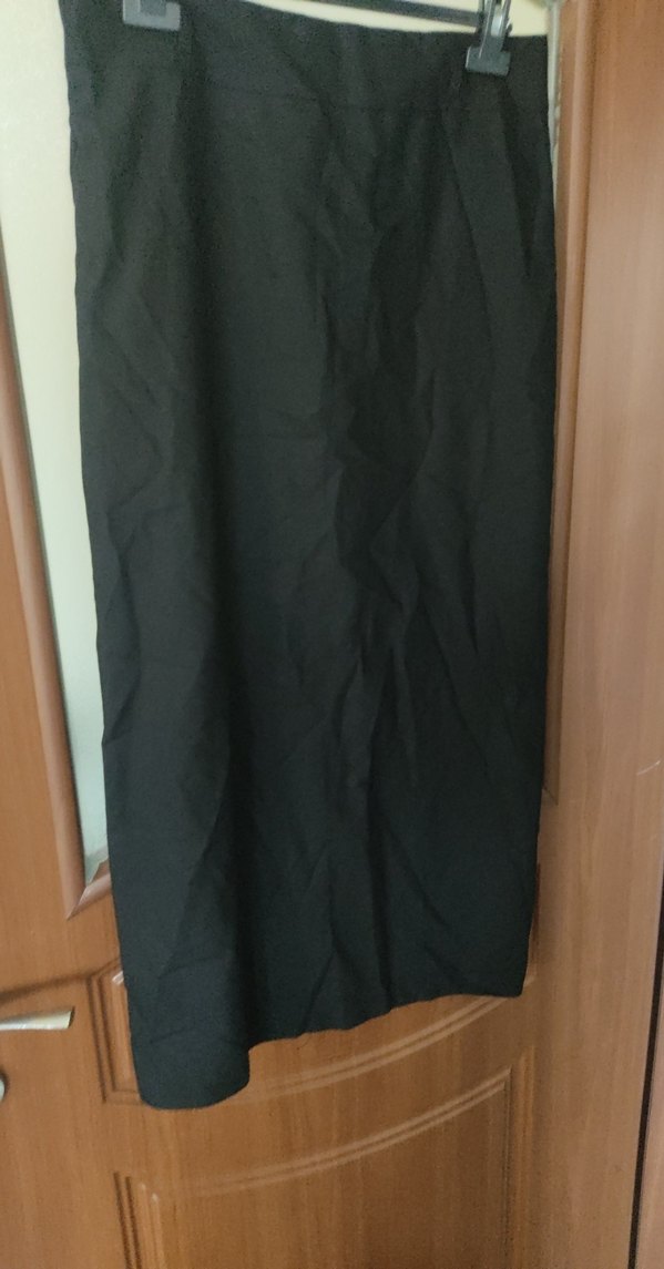 Kadın Siyah Uzun Saten Etek - Görsel 3