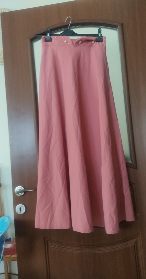 Pembe Uzun Drapeli Kadın Etek - Görsel 3