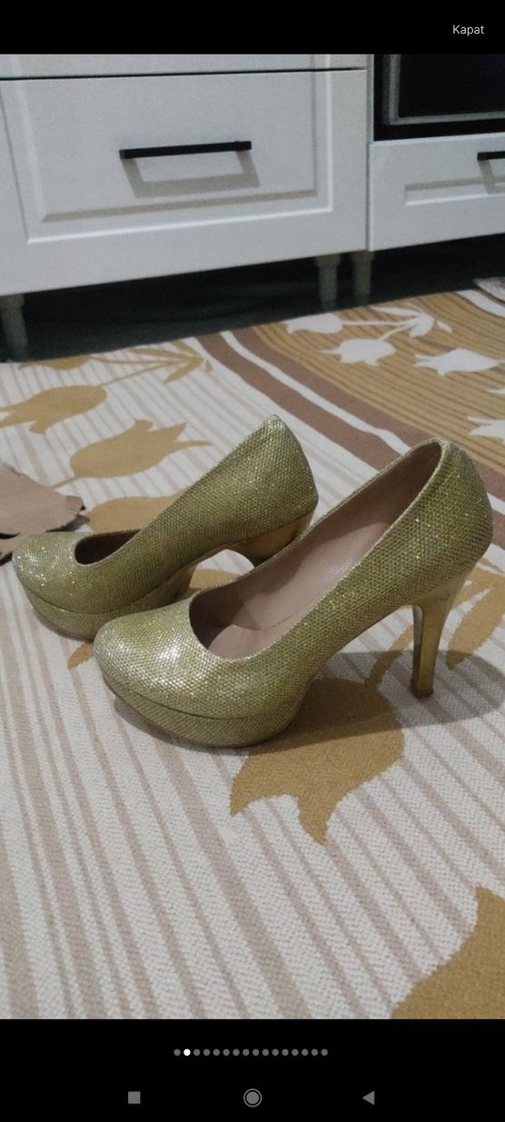 Altın Renkli Parlak Topuklu Kadın Abiye Ayakkabı - Görsel 2