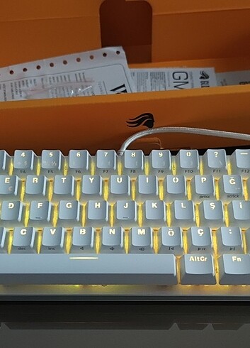 Gmmk2 oyuncu gaming klavye - Görsel 3