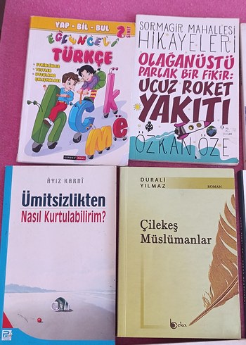 Çeşitli kitaplar seti