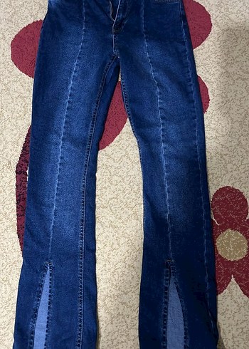 Kadın Lacivert Batik Desen Yırtmaçlı Jean