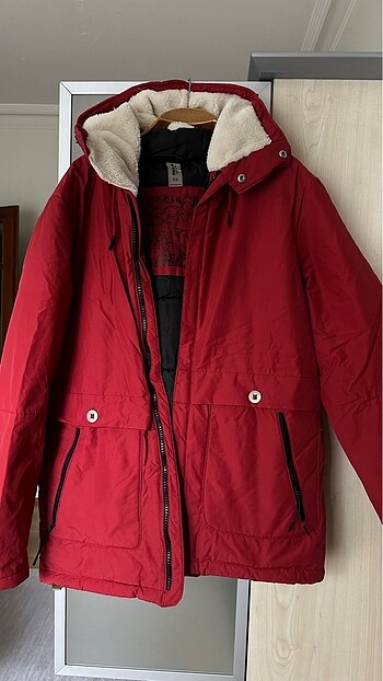 Pull and Bear Mont