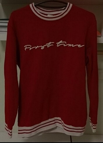 Sweatshirt