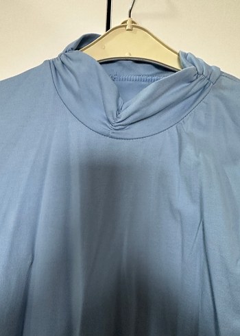 Mavi Yüksek Yaka Uzun Kollu Bluz - Görsel 2