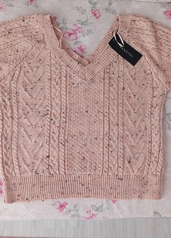 Pudra pembe triko