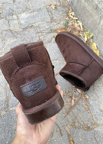 Ugg bot