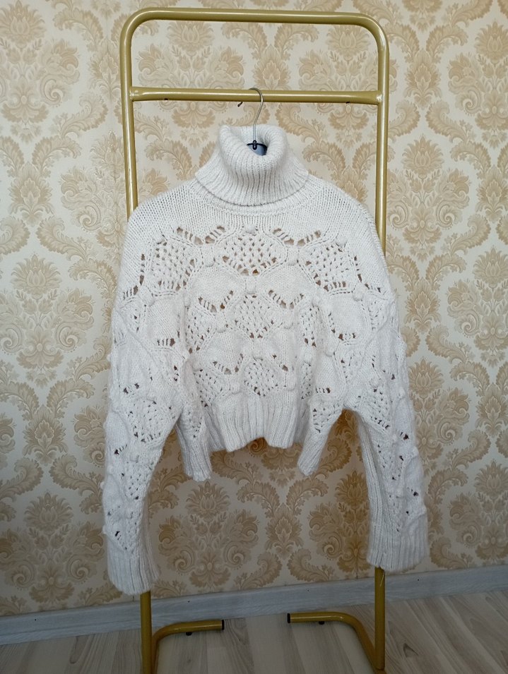 Bohem Stil Beyaz Örgü Boğazlı Kazak - Görsel 2