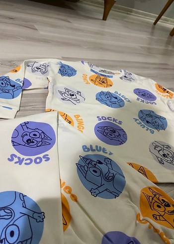 Renkli Baskılı Çocuk Polar Pijama Takımı - Görsel 4